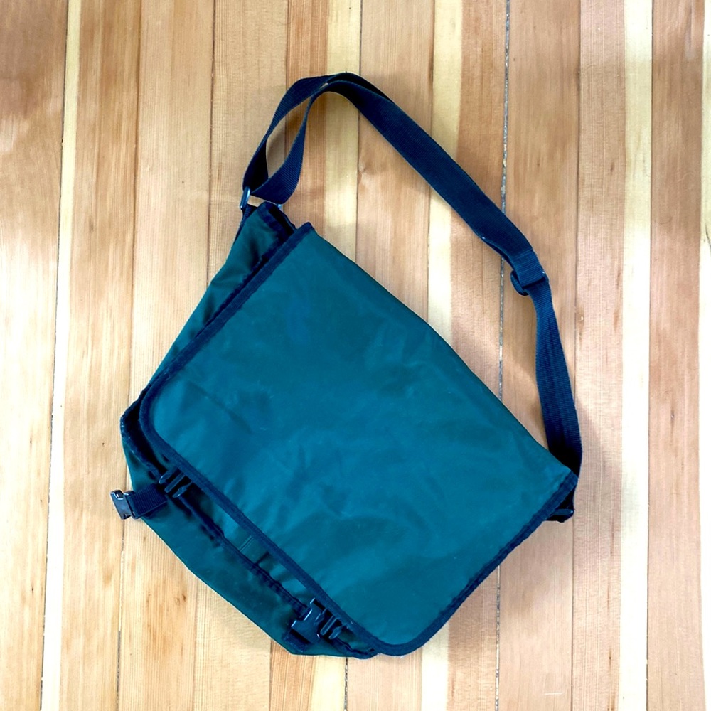 Forest green vintage Gap messenger bag unisex